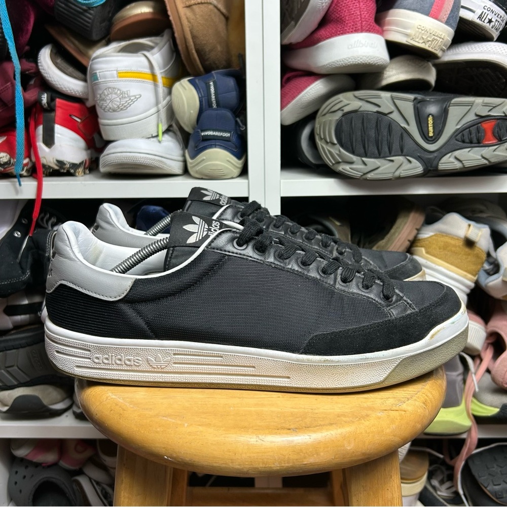 Adidas rod laver black white grey